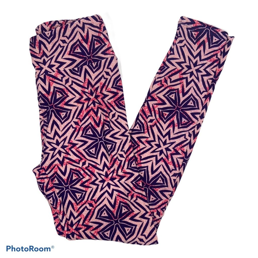 New with Tags LuLaRoe Buttery Soft OS (one size) Leggings They fit women sizes 2